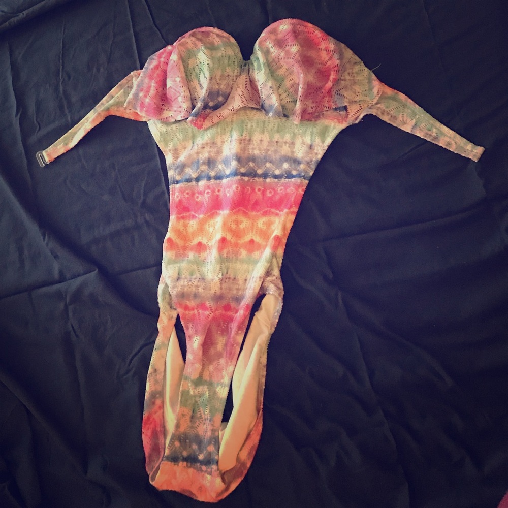 Bathing suit! 👙